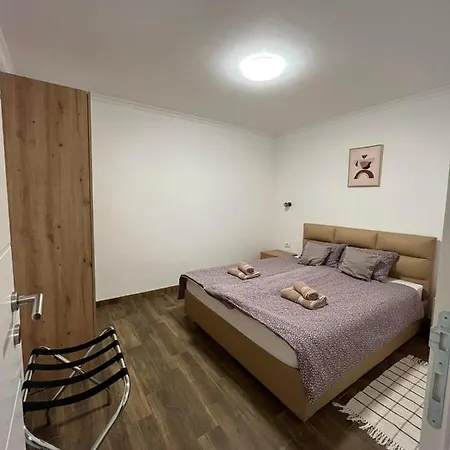Apartament Alfa *